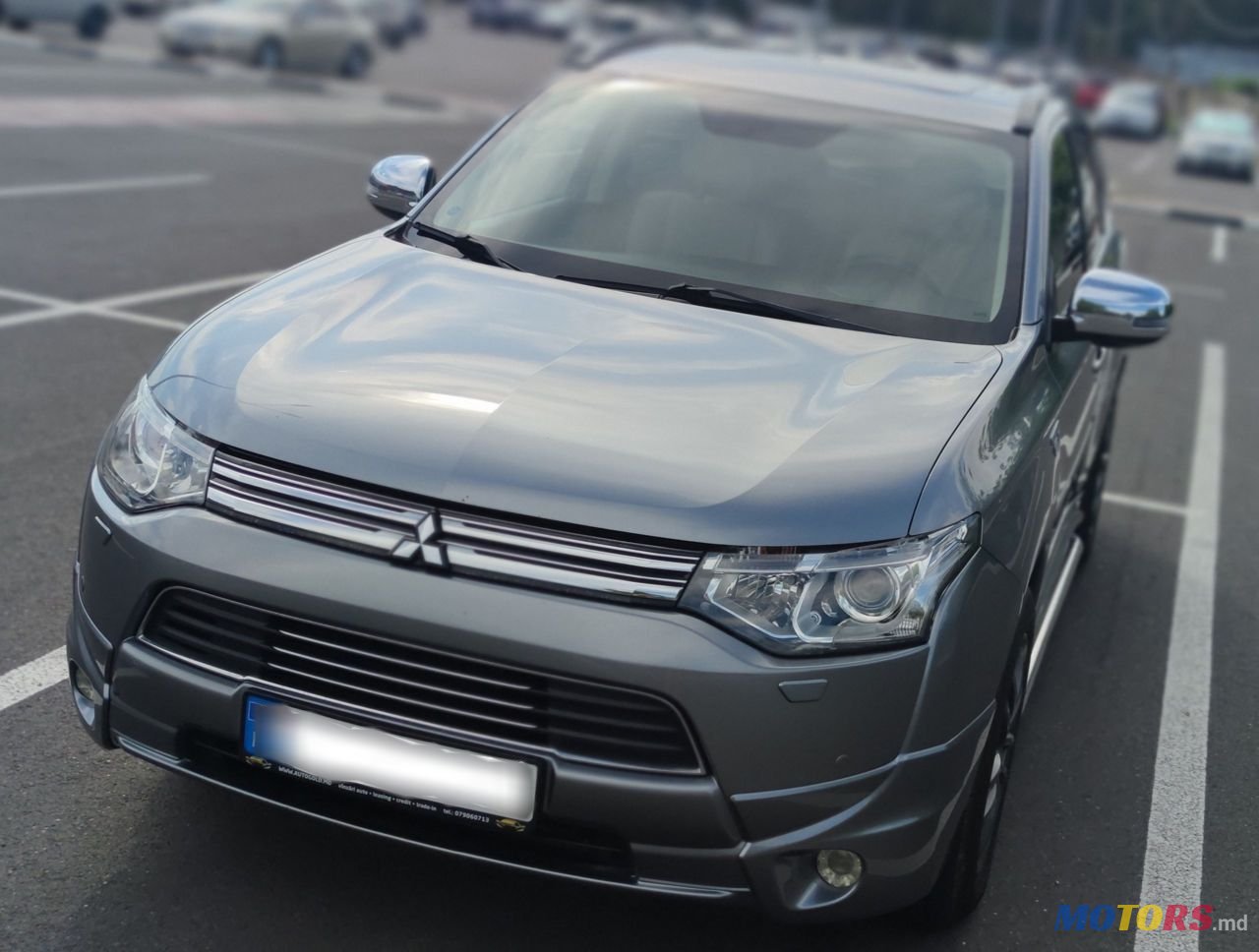 2014' Mitsubishi Outlander photo #1