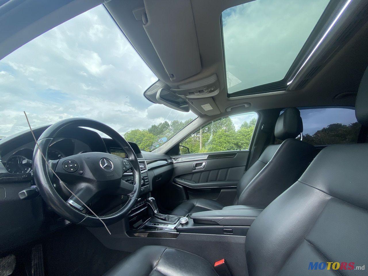 2011' Mercedes-Benz E Класс photo #4