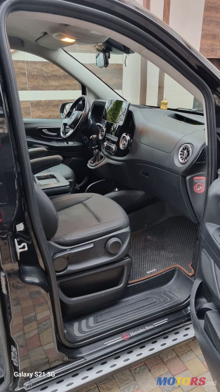 2015' Mercedes-Benz Vito photo #5