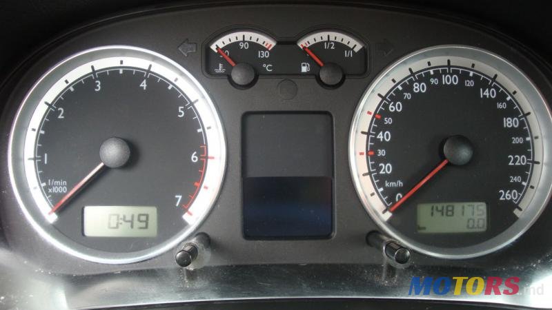 2006' Volkswagen Golf photo #4