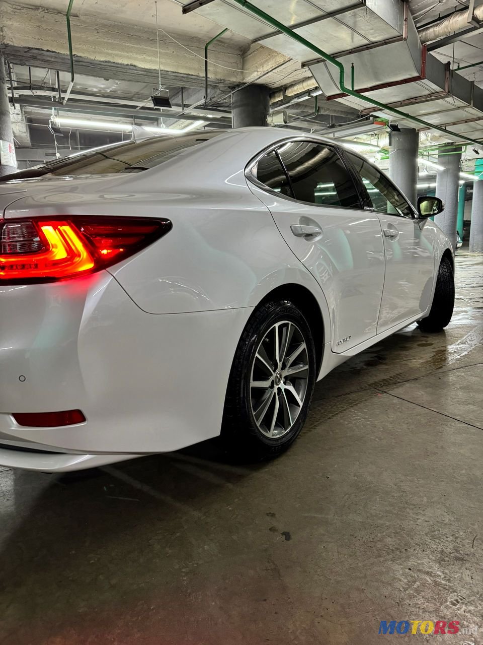 2016' Lexus Es Series photo #3