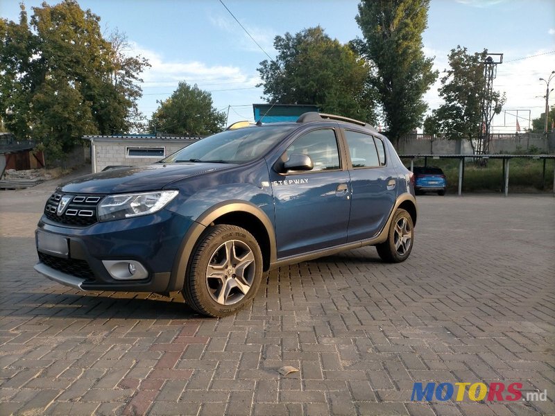 2018' Dacia Sandero Stepway photo #2