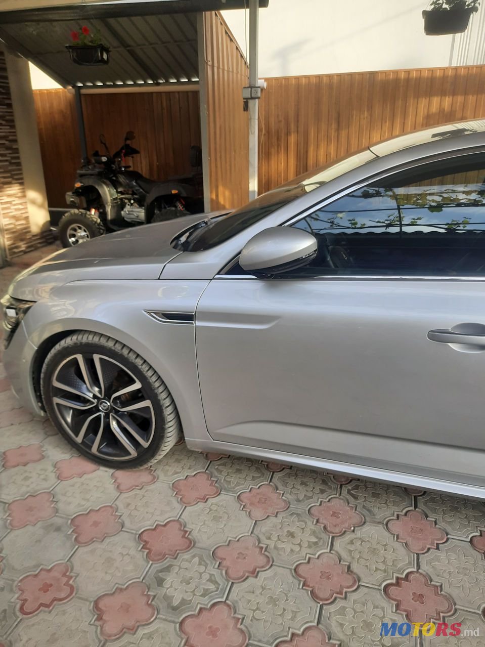 2017' Renault Talisman photo #2