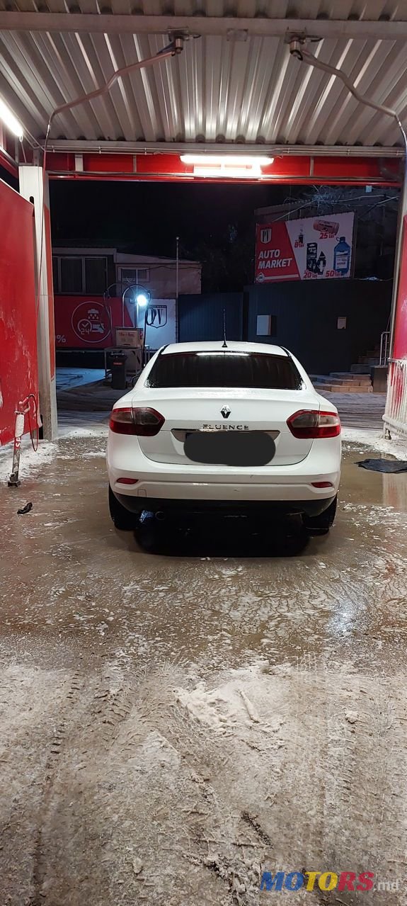 2010' Renault Fluence photo #2