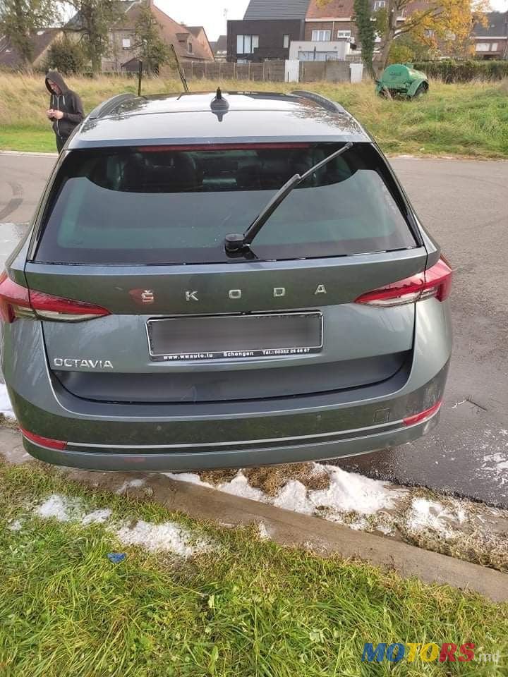 2020' Skoda Octavia photo #3