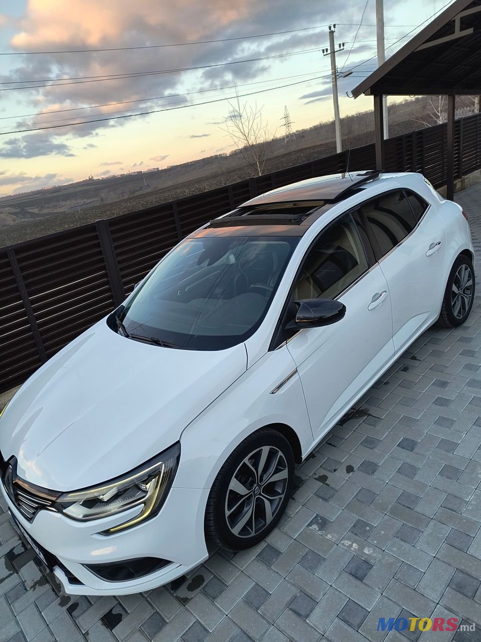2017' Renault Megane photo #2