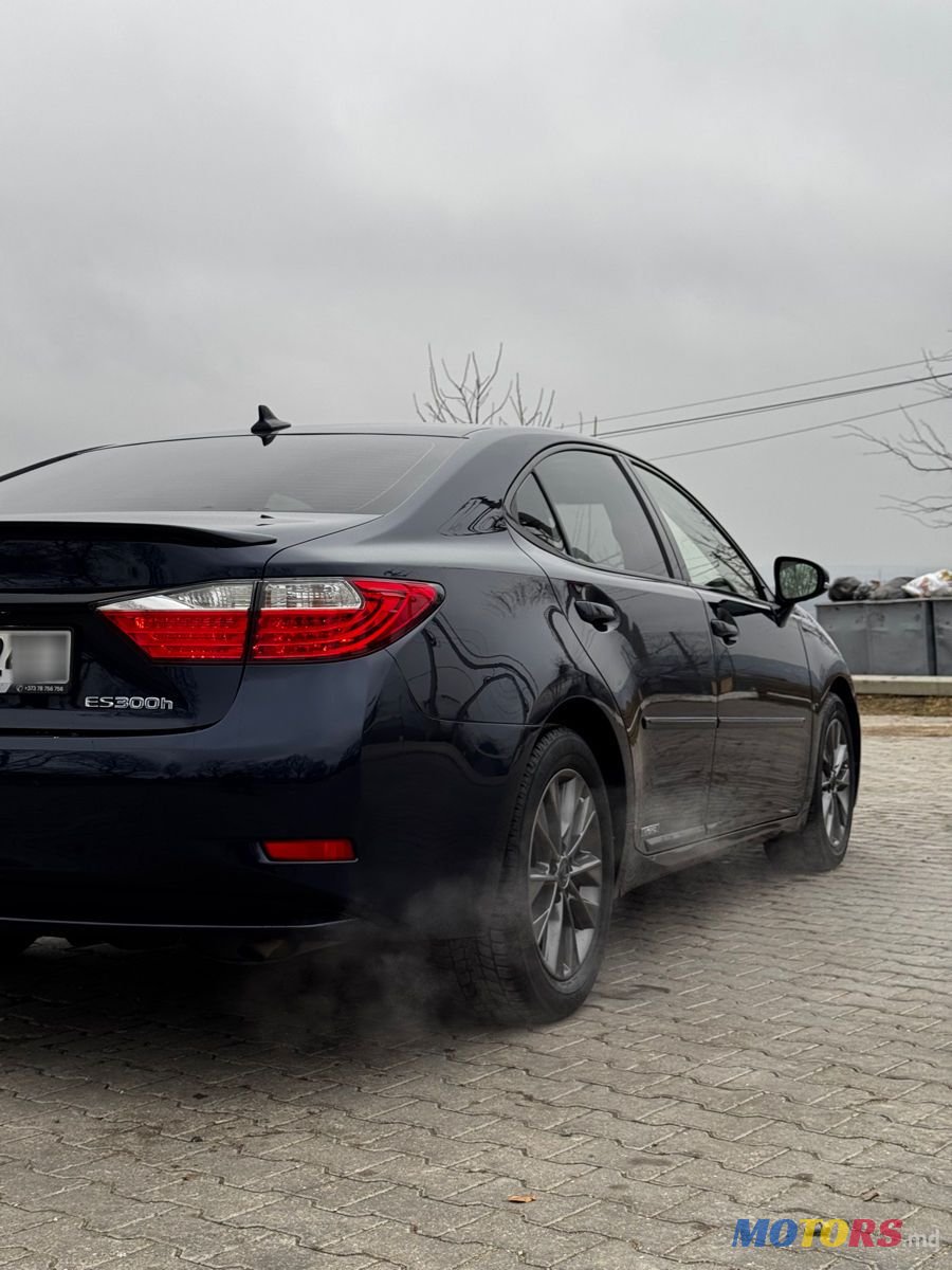 2012' Lexus Es Series photo #3