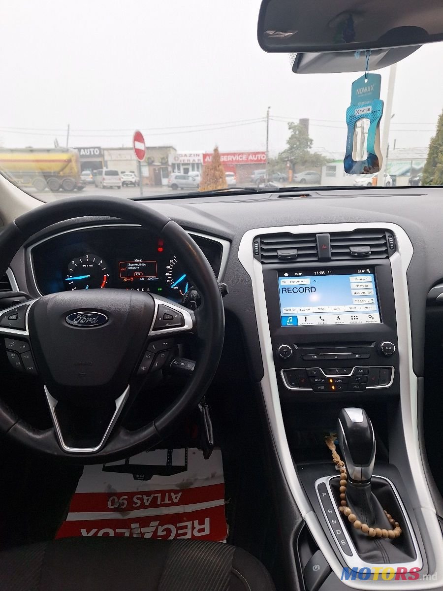 2017' Ford Mondeo photo #6