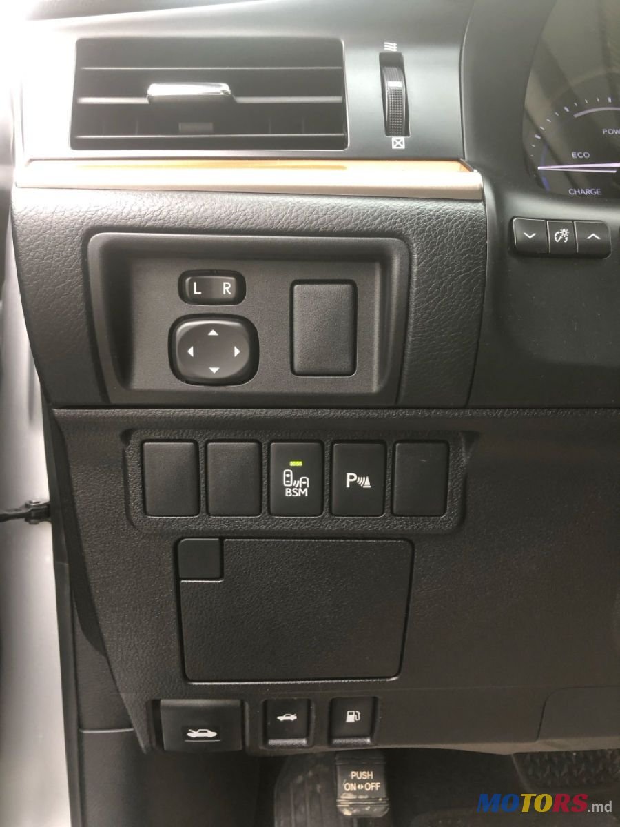 2013' Lexus Es Series photo #5