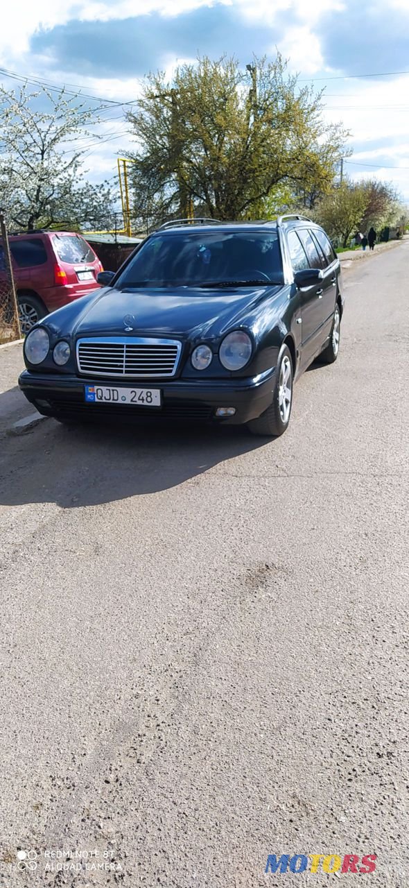 1999' Mercedes-Benz E Класс photo #2