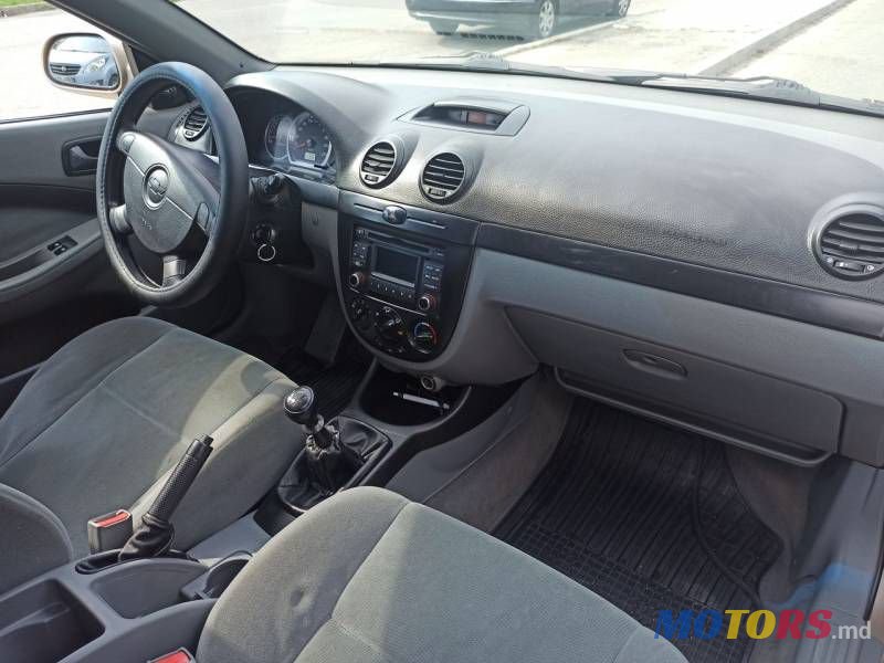 2006' Chevrolet Lacetti photo #2