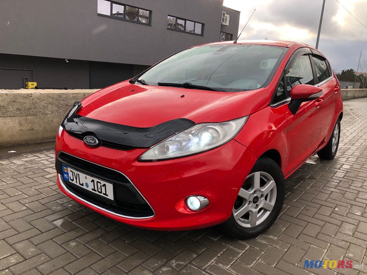 2010' Ford Fiesta photo #3