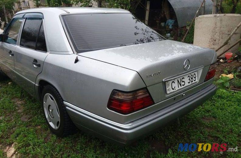 1995' Mercedes-Benz E photo #2
