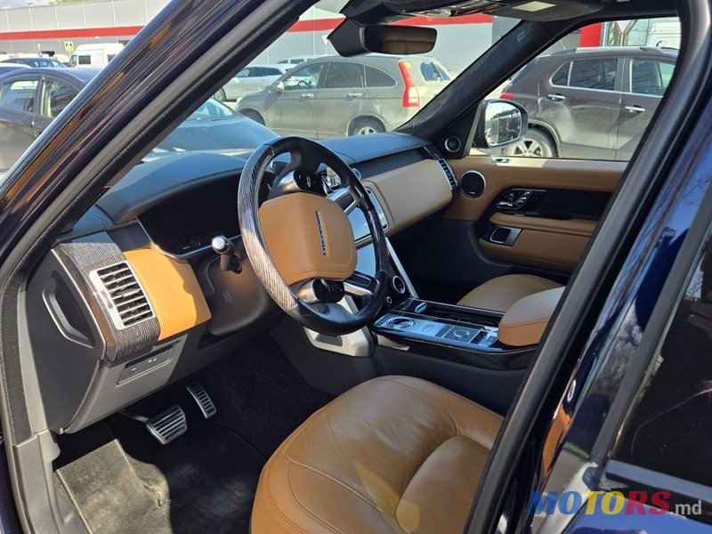 2021' Land Rover Range Rover photo #5