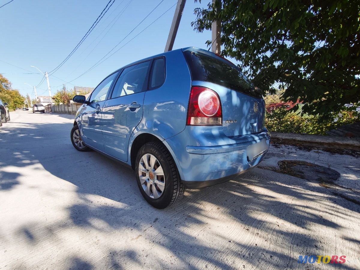 2008' Volkswagen Polo photo #5