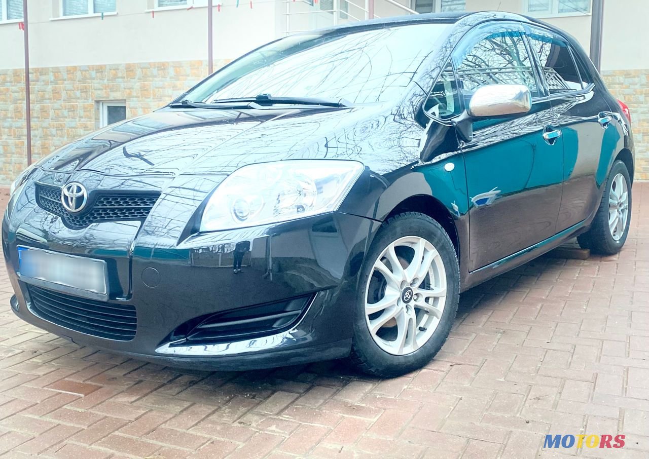 2008' Toyota Auris photo #5