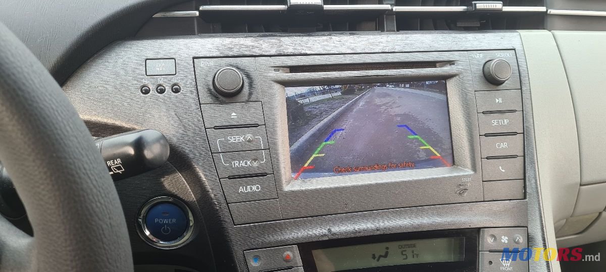 2012' Toyota Prius photo #4