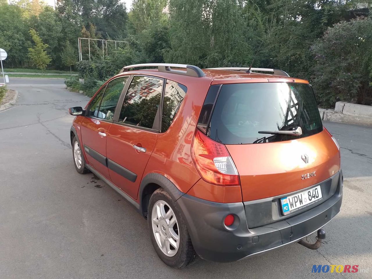 2008' Renault Scenic photo #2