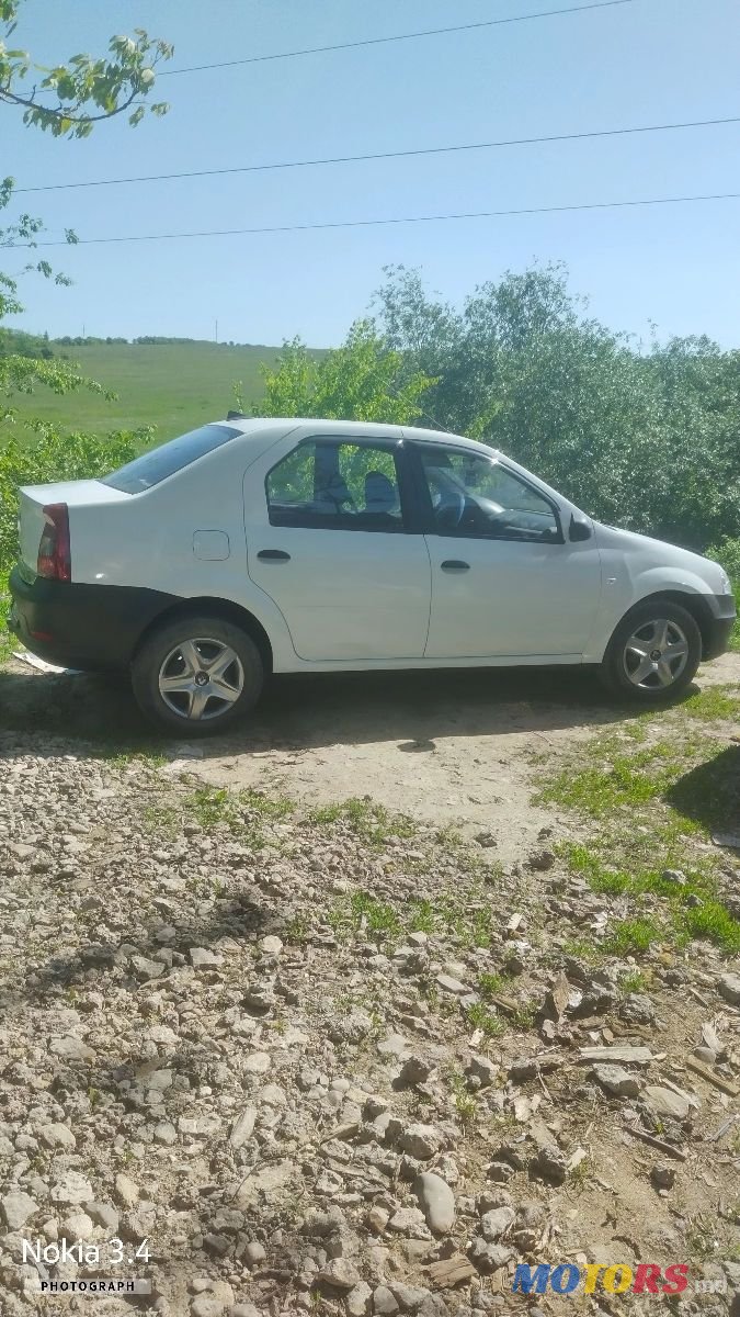 2010' Dacia Logan photo #1