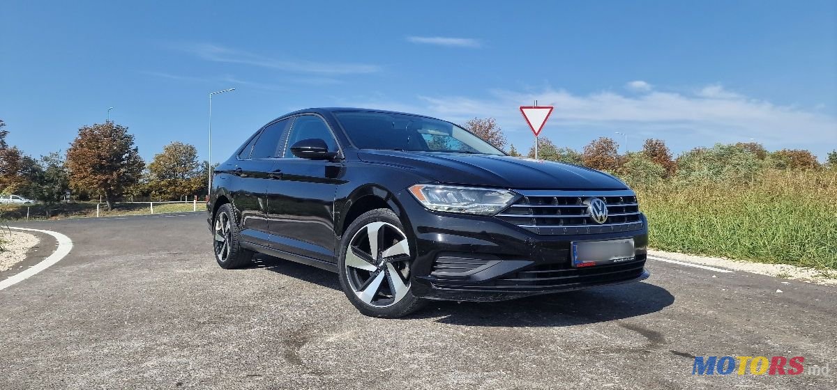 2018' Volkswagen Jetta photo #3