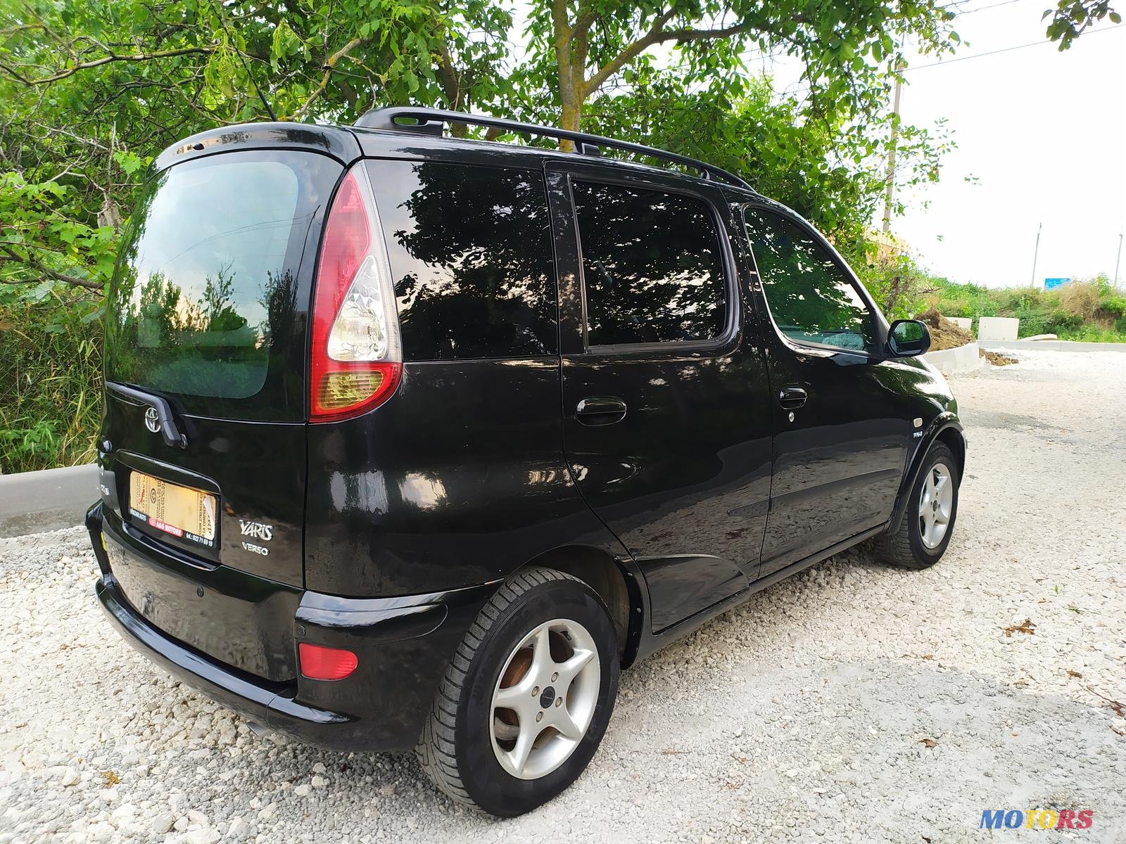 2003' Toyota Yaris Verso photo #4