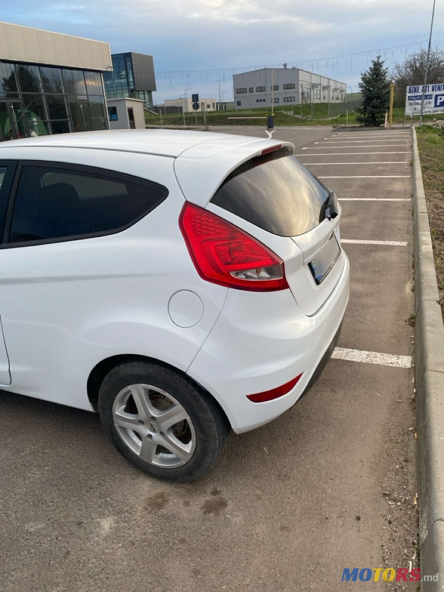 2009' Ford Fiesta photo #5