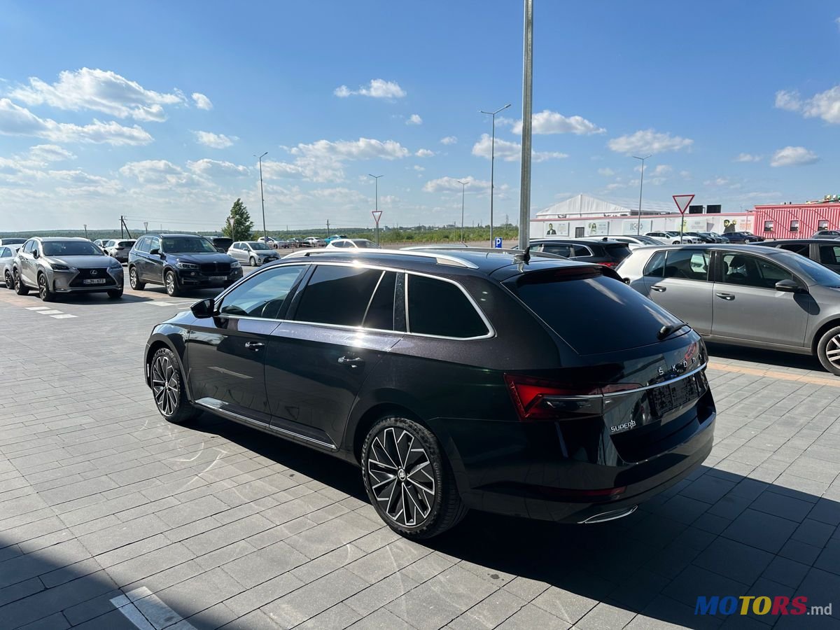 2021' Skoda Superb photo #2