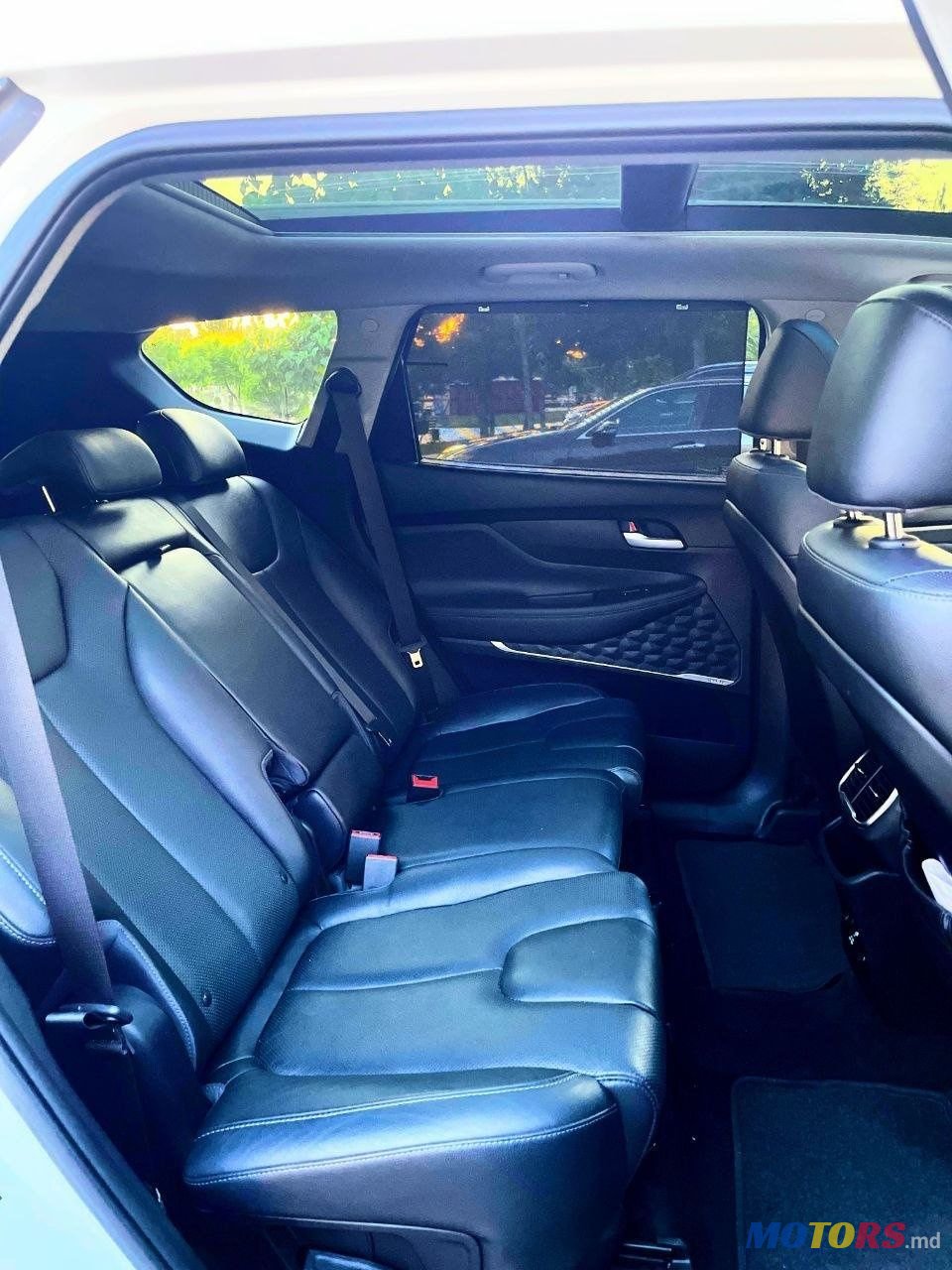 2019' Hyundai Santa Fe photo #4