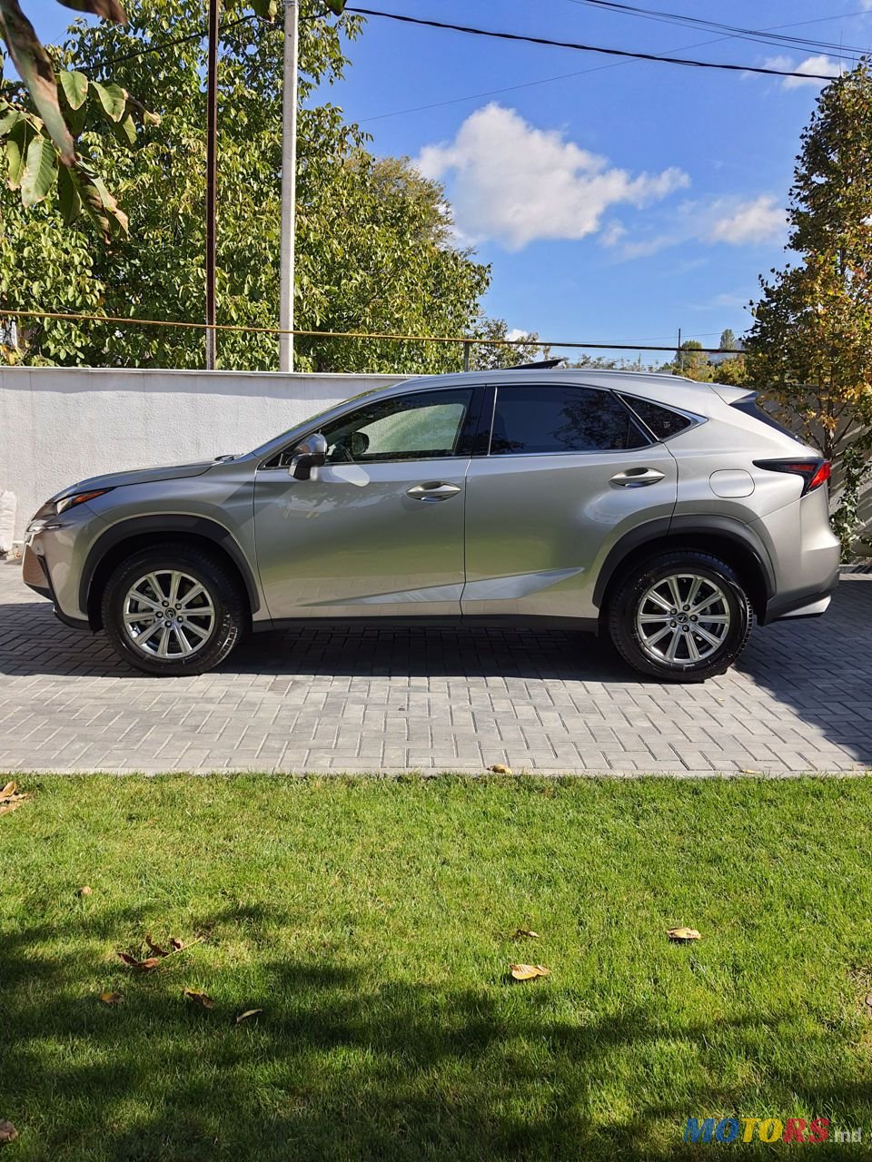 2021' Lexus Nx Series photo #2
