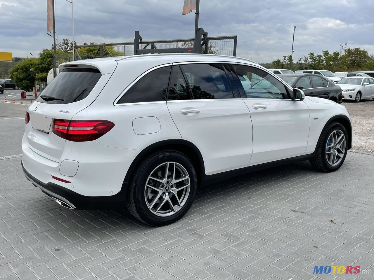 2018' Mercedes-Benz Glc photo #3