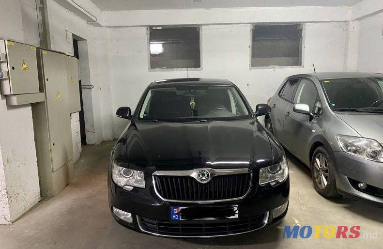 2010' Skoda Superb photo #1