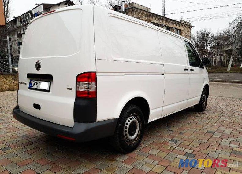 2012' Volkswagen Transporter photo #2