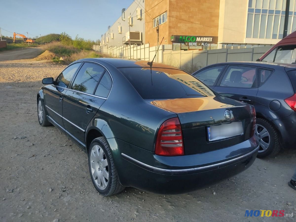 2005' Skoda Superb photo #3