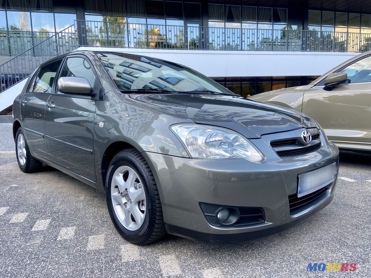 2006' Toyota Corolla photo #2