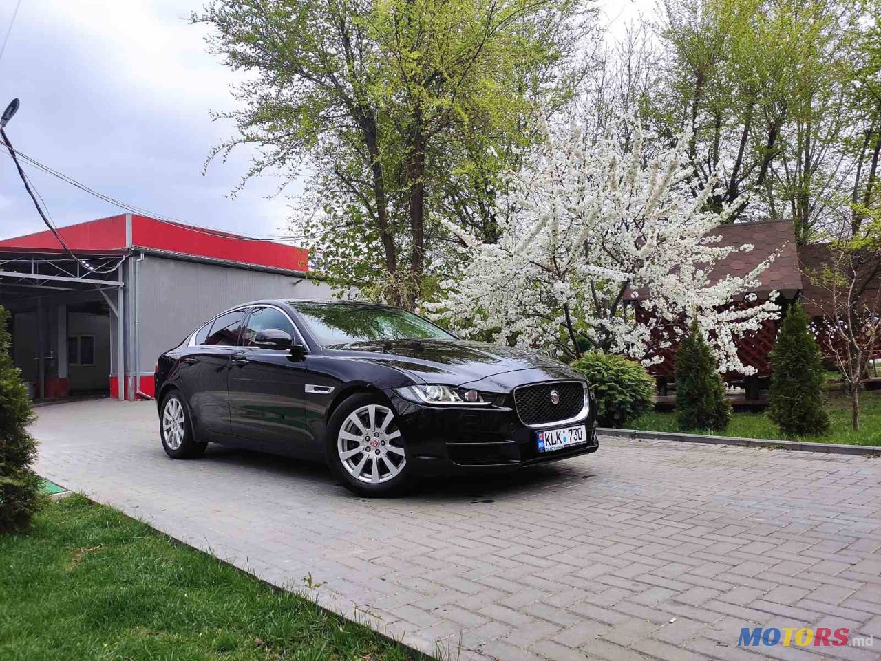 2015' Jaguar Xe photo #1