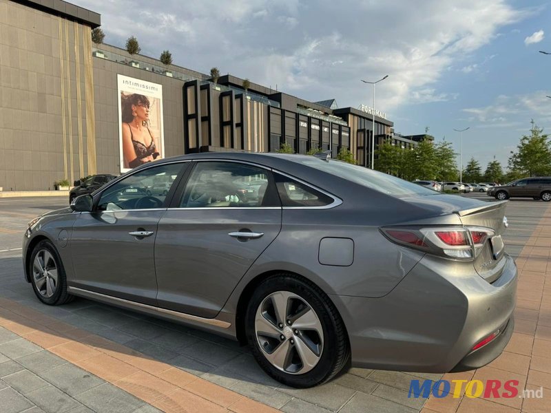 2017' Hyundai Sonata photo #1