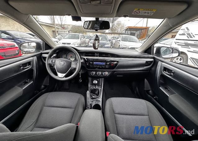 2014' Toyota Corolla photo #5