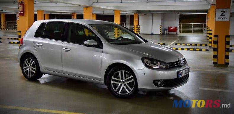 2010' Volkswagen Golf photo #3