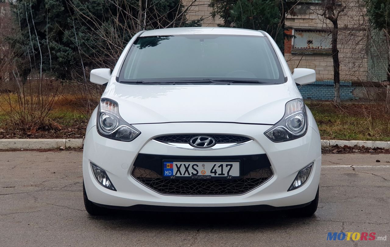 2012' Hyundai Ix20 photo #3