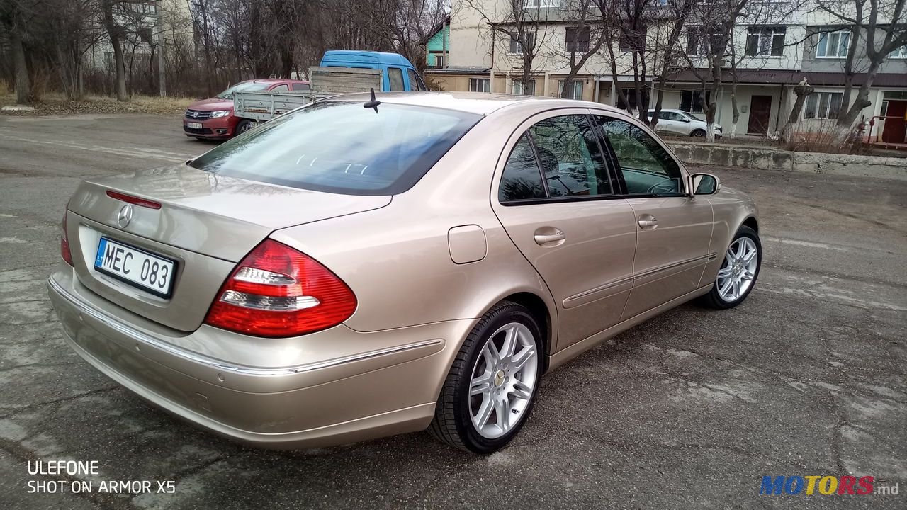 2003' Mercedes-Benz E Класс photo #4