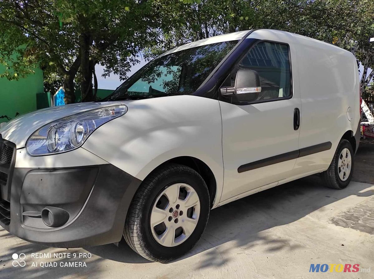 2013' Fiat Doblo photo #3