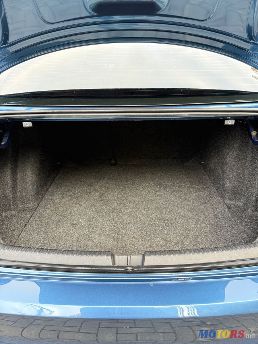 2015' Volkswagen Jetta photo #6