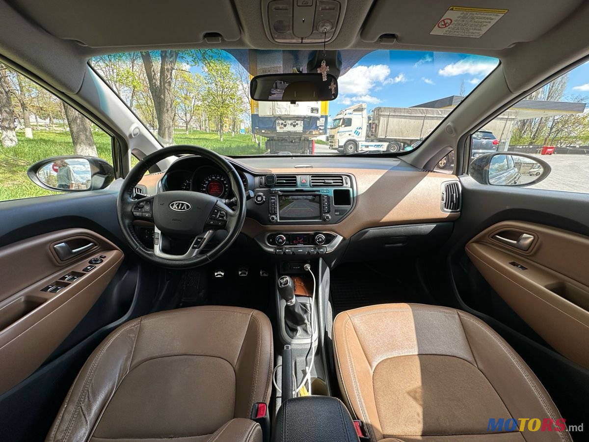 2011' Kia Rio photo #6