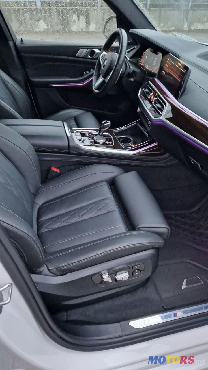 2020' BMW X7 photo #6
