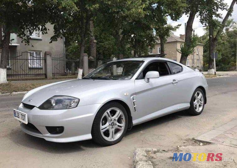 2005' Hyundai Coupe photo #1