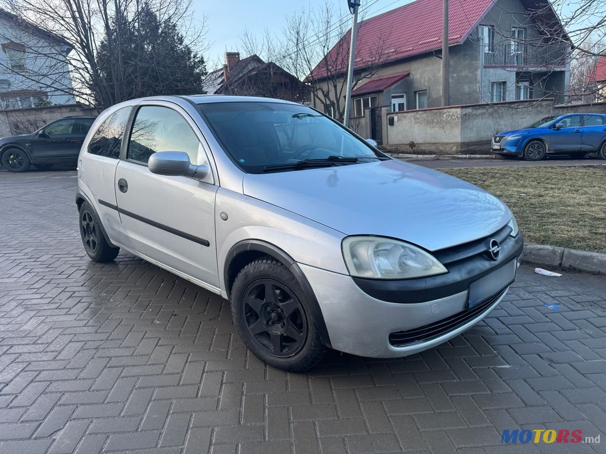 2001' Opel Corsa photo #1