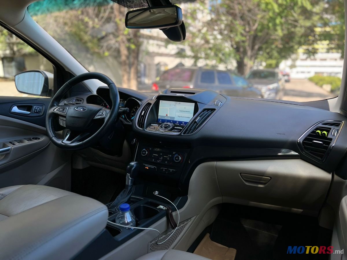 2016' Ford Kuga photo #6