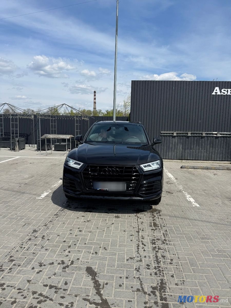 2020' Audi Q5 photo #1