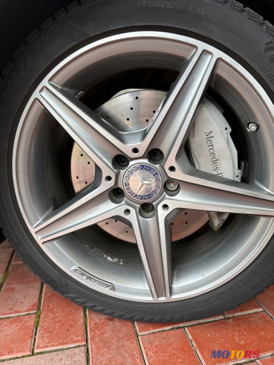 2016' Mercedes-Benz C-Class photo #4