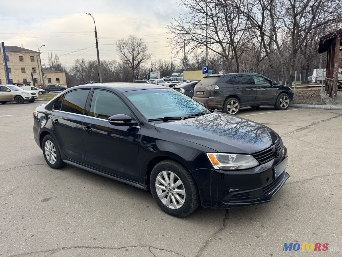 2013' Volkswagen Jetta photo #3